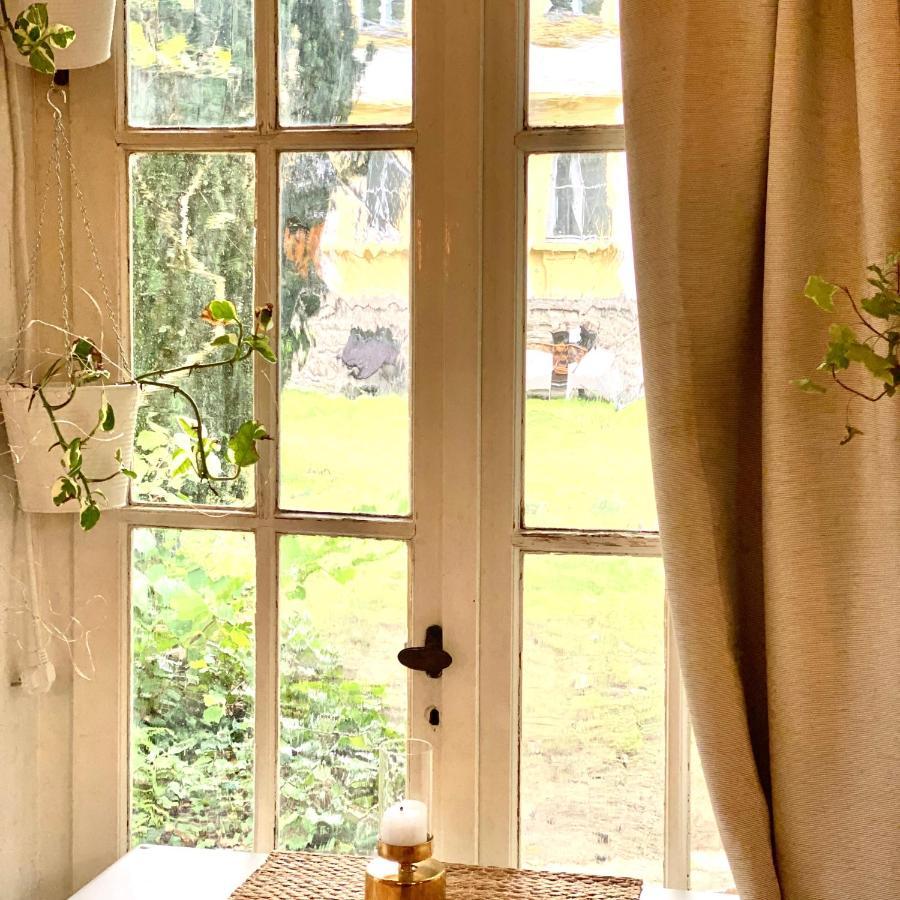 Villa Little Escape im Jugendstil Poolhaus - WC und Dusche im Nebenhaus Würzburg Exterior foto